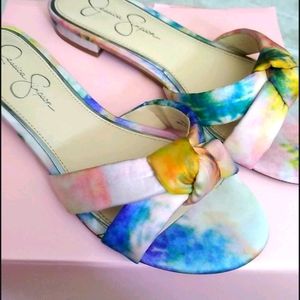 Jessica Simpson... Alison Sandal